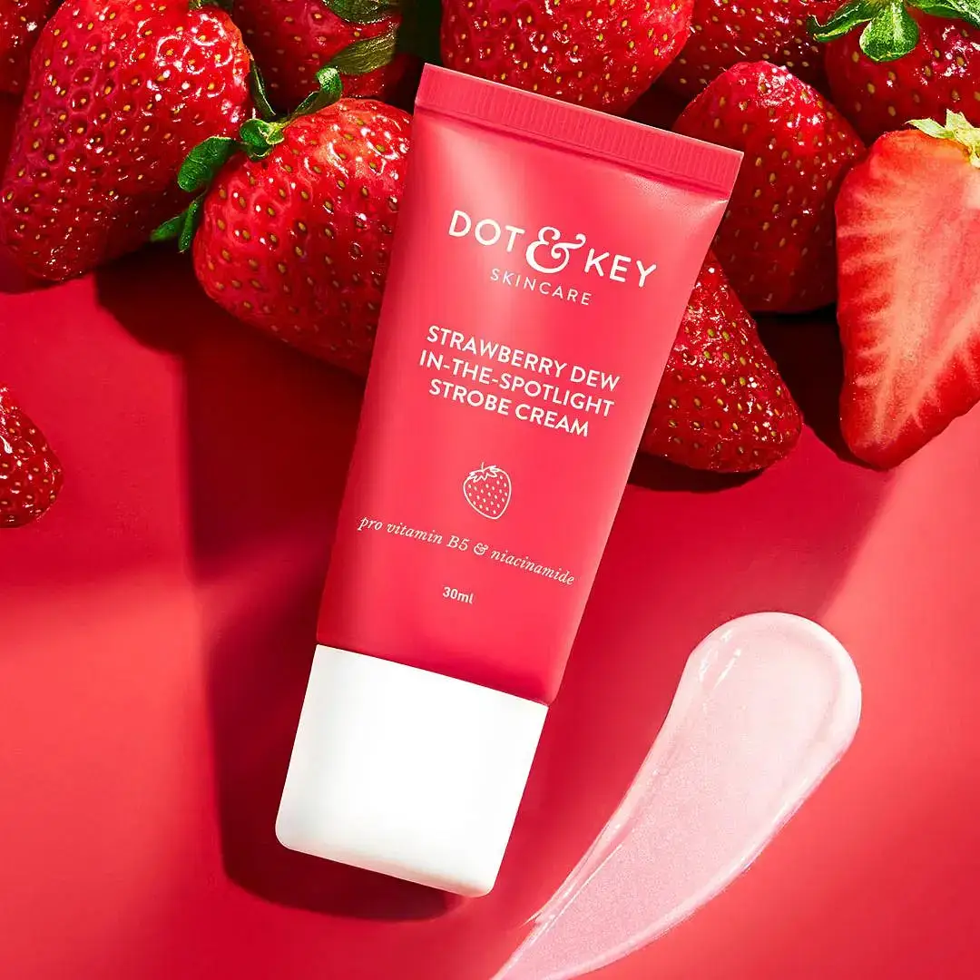 DOT & KEY Strawberry Dew Strobe Cream 30ml - Image 2